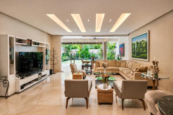 Venta de casa duplex en altos del golf