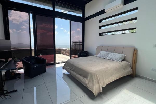 Modern villa, 3 independent guest house and views