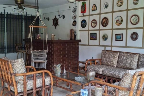 House in la loma with a large patio