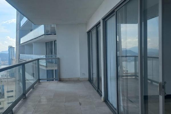 Apartamento reposeido en ph toc