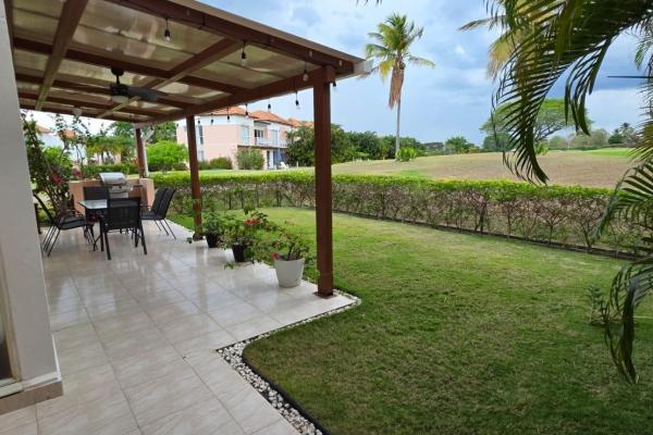 Corner townhouse in costa blanca villas decameron