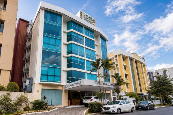 Hotel-type building for sale, el cangrejo