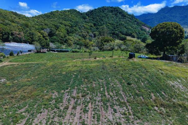 Land for sale – volcán, cordillera arriba entrance