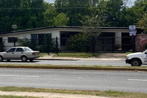 House with land for commercial development los san