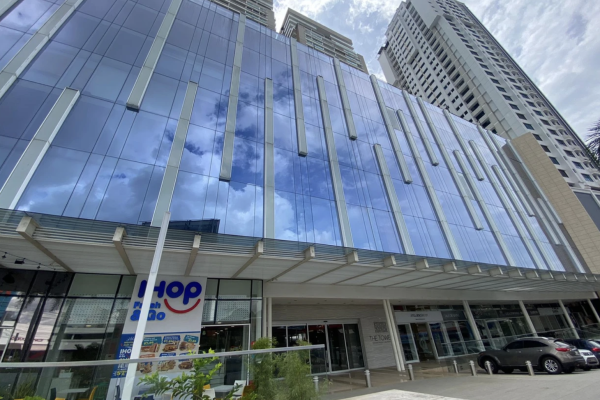 Venta de oficina en the towers business , piso completo