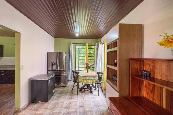 Spacious property with 2,182 m²