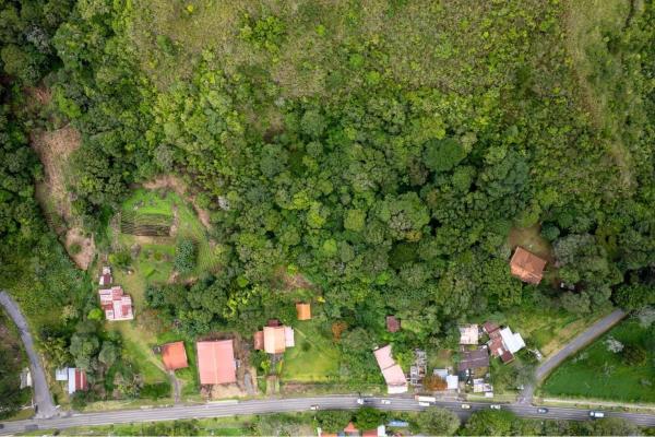Excelente terreno comercial en bajo boquete panamá