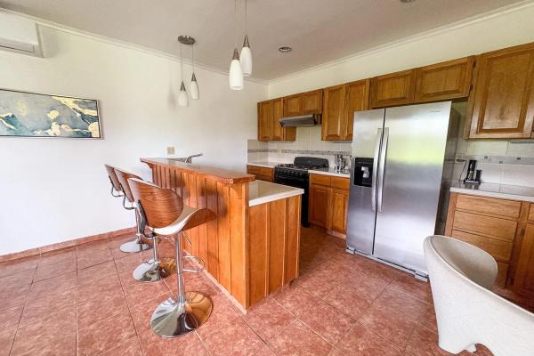 Condominio amueblado de 2 habitaciones en venta