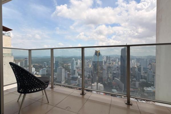 Apt amoblado en piso alto - av balboa - 109 m2