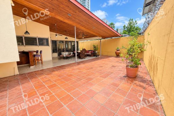 Venta de casa unifamiliar en san francisco | 3 recámaras, amplia terraza y 2 estacionamientos