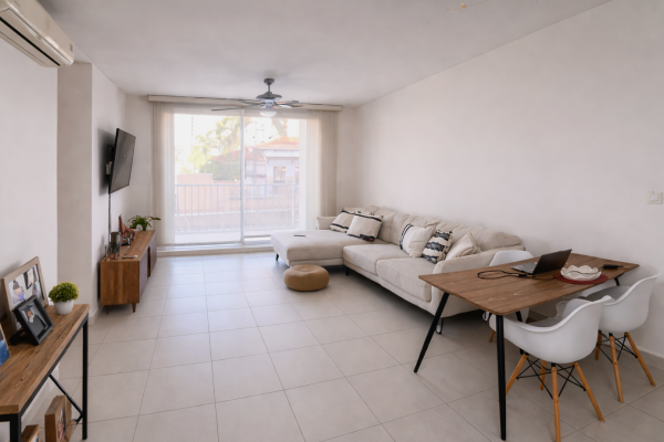 Venta de apartamento en ph torre de versalles