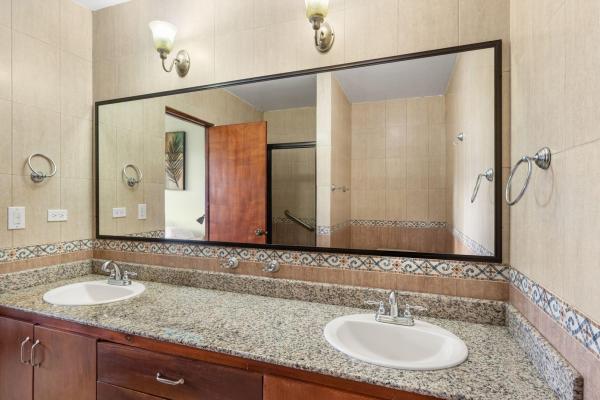 Condominio de 2 rec. en los molinos boquete