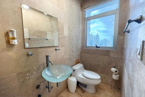 Apartamento frente al mar en ciudad de panamá, panamá