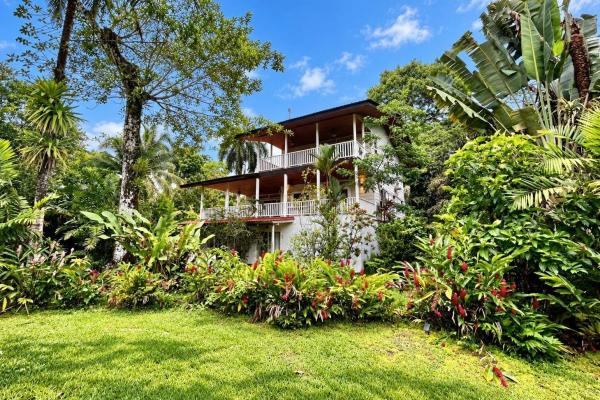Tropical caribbean estate with guest cabin & pool