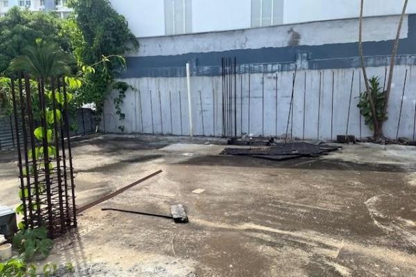 En venta - terreno estratégico con avance de obra