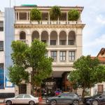 Venta de apartamento con elevador y estacionamiento en casco antiguo