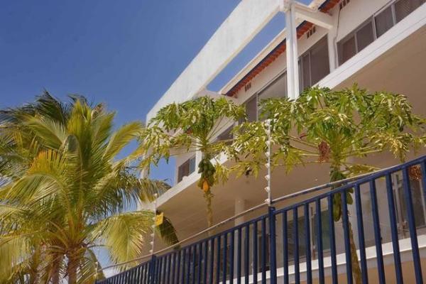 Id 10037 oceanfront italian villa 20 minutes away