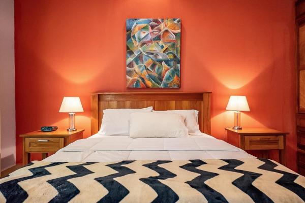 Boutique-style 8 suite luxury villa in boquete