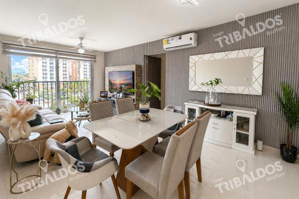 Sale of apartment in torres de versalles ii building