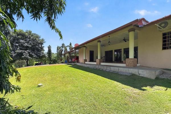 4-bedroom hacienda-style home in david