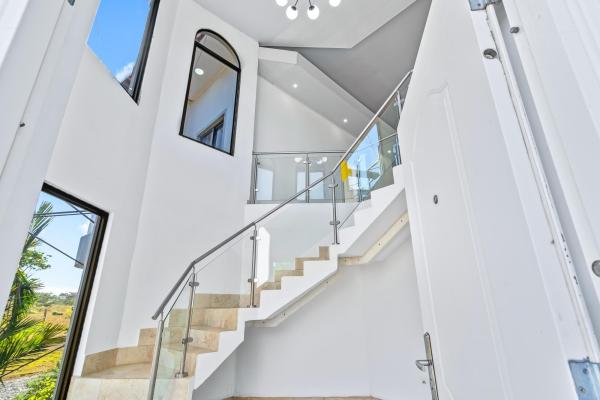 Beachfront estate on 1.5 hectares in playa nanzal