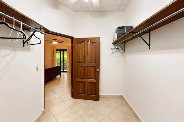 Spacious furnished ground floor apartment in valle