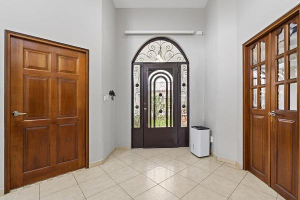 Fully furnished riverfront home downtown boquete