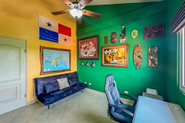 Condominio frente al mar en venta en playa la barqueta chiriquí panamá