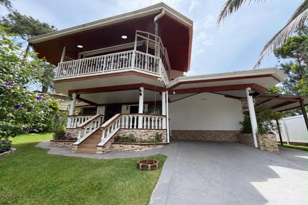 Se vende casa en altos de cerro azul