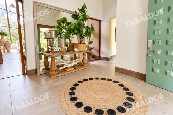 Casa de 5 recámaras en venta en el valle de antón – amplios jardines, privacidad y entorno natural