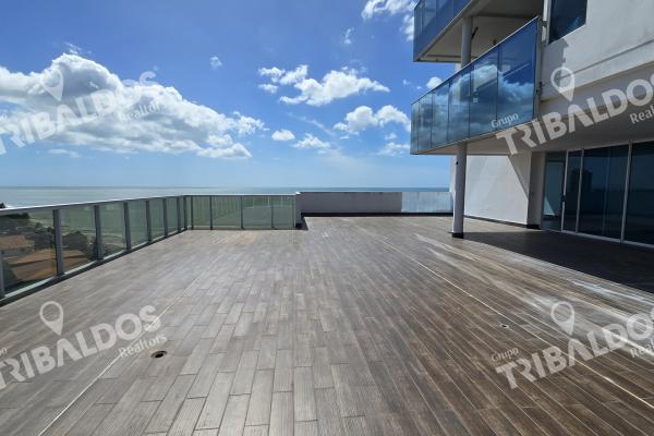 Venta de apartamento en ocean waves nueva gorgona
