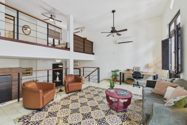 El refugio del narrador: un loft romántico de 3 niveles