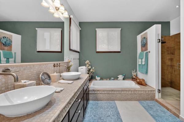 Luxury home for sale in valle escondido boquete