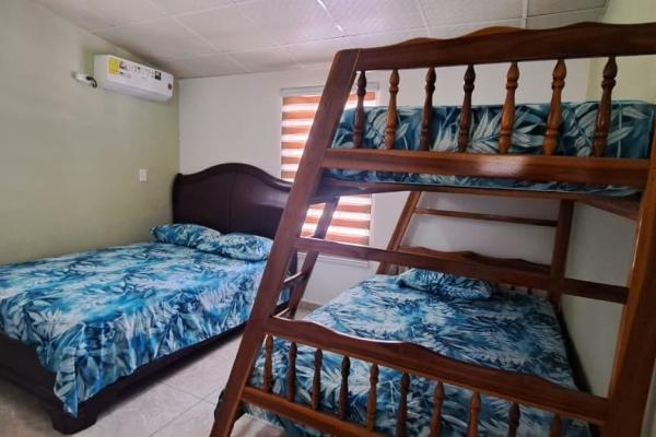 House with pool large lot nueva gorgona panama