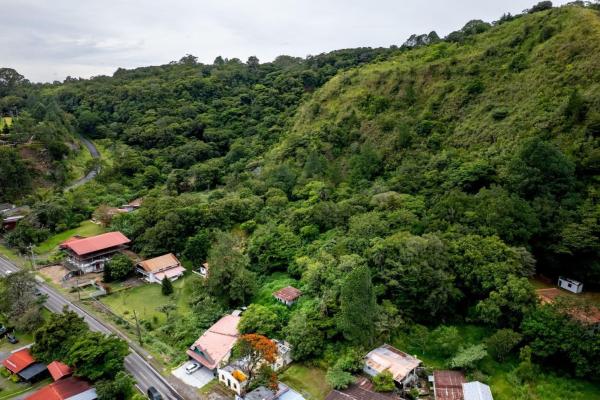 Excelente terreno comercial en bajo boquete panamá
