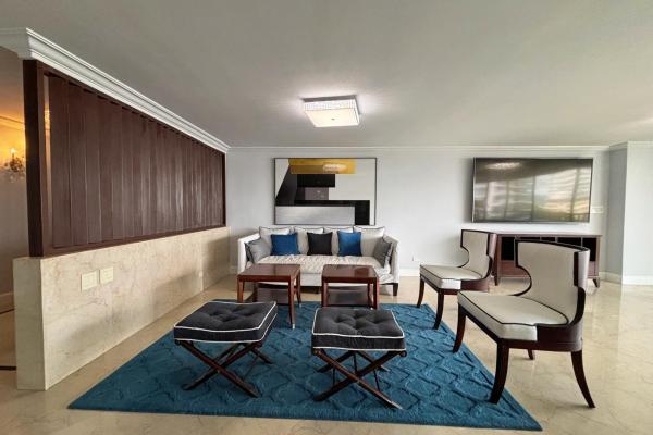Amplio apartamento en alquiler - la cresta