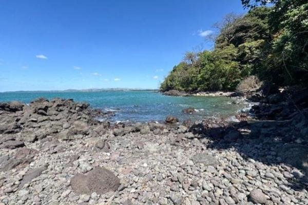 67-hectare oceanfront sanctuary in arena, veraguas