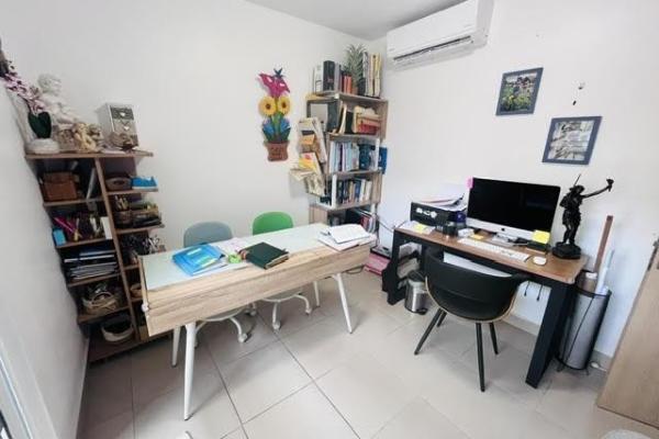 Single-family house for sale in costa verde.