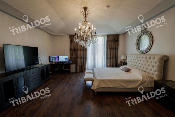 Venta de casa en ph embassy club, clayton