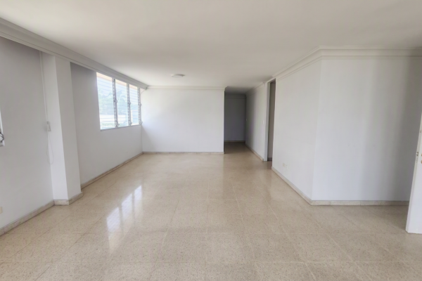 Sale of apartment in the esmeralda building, bella vista