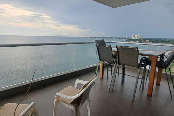 Apartamento de 174 m² en planta alta frente a la playa en ph biltmore
