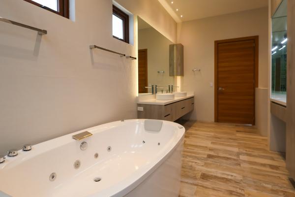 Venta de casa moderna en costa del este, balmoral