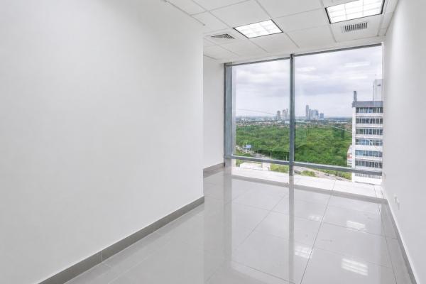 Venta de oficina en costa del este torre ancón