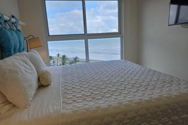 2 bedroom condominium beachfront caracol beach