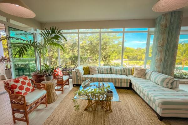 Se vende apartamento en punta barco, san carlos
