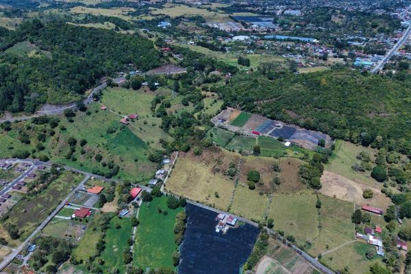 Land for sale – volcán, cordillera arriba entrance