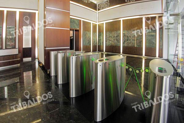 Alquiler oficina sin divisiones en torre bicsa, avenida balboa