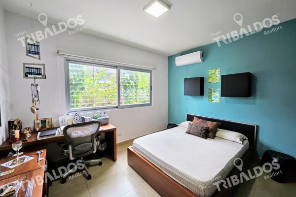 Venta de casa en dorado village en condado del rey