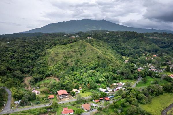 Excelente terreno comercial en bajo boquete panamá