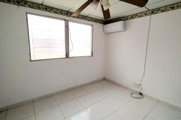 Sale of townhouse in villa cáceres